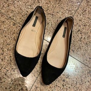 Forever 21 Black Suede Ballerina Flats 🥿